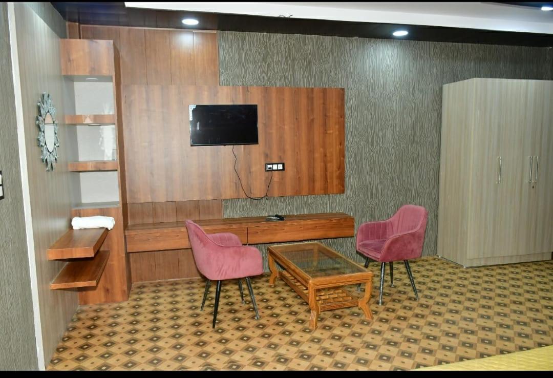 Hotel Pearl Residency Mukteshwar Eksteriør billede